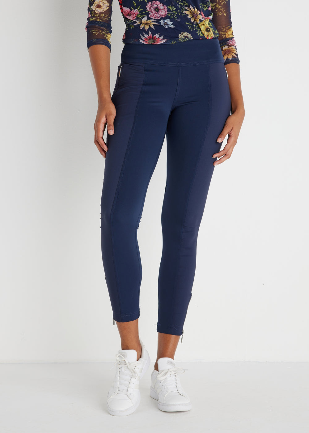 Allie Hybrid Pant – Navy