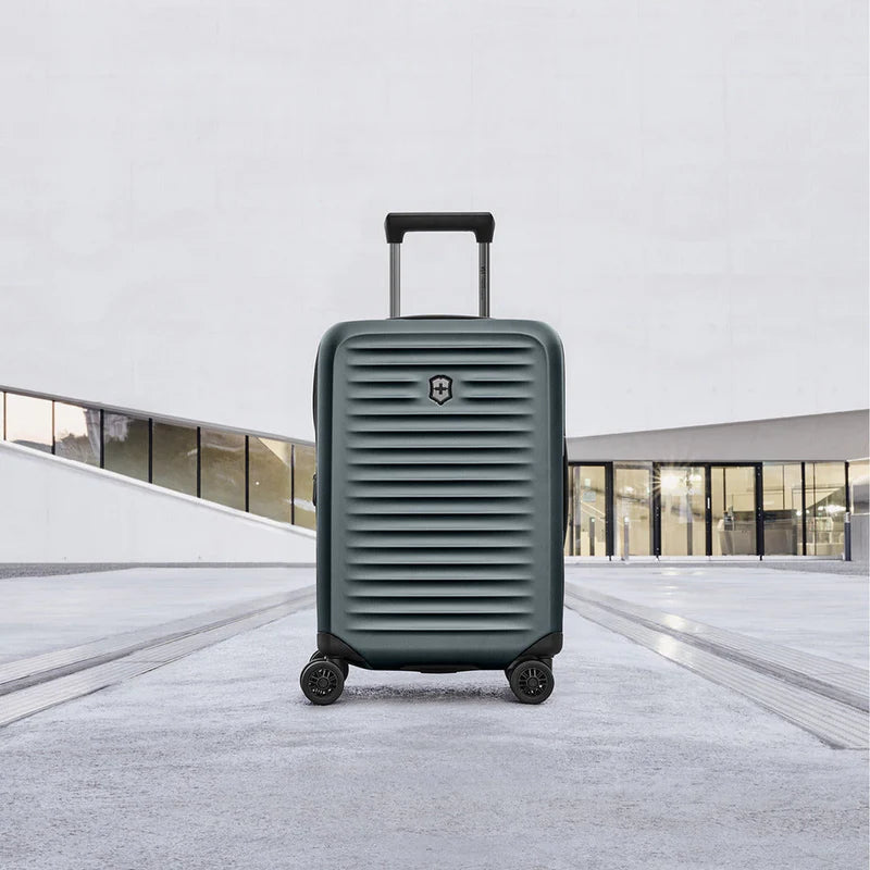 Airox Advanced Frequent Flyer Business Carry-on, by Victorinox