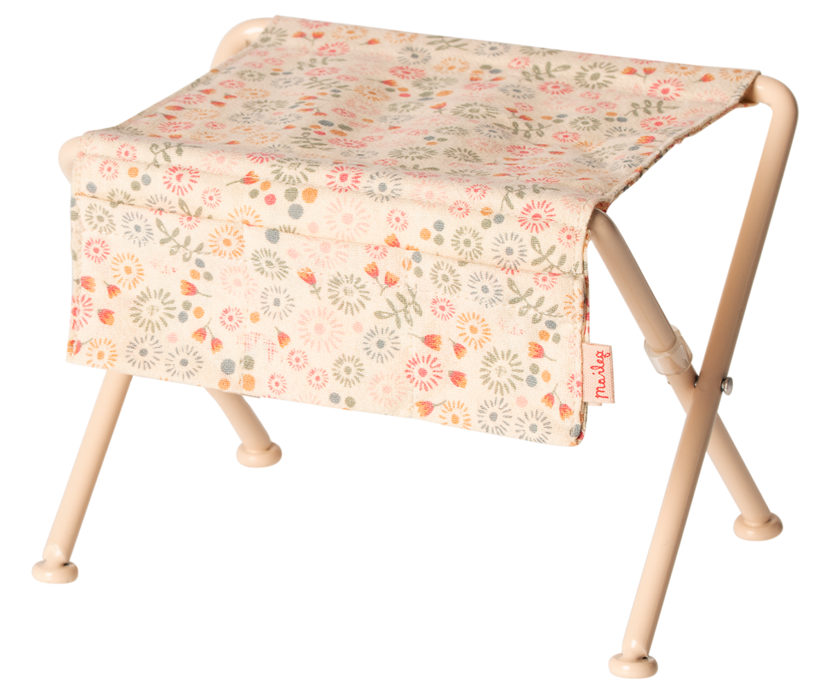 Maileg – Nursery Table